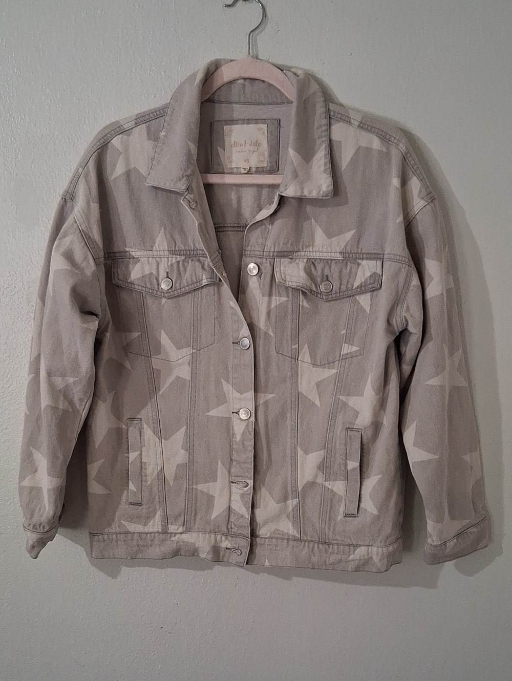 Light Gray Star Print Denim Jacket
